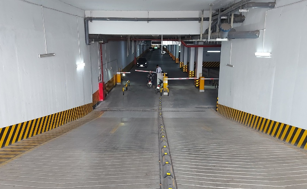 GIẢI PHÁP THI CÔNG SƠN EPOXY CHỐNG TRƠN TRƯỢT
